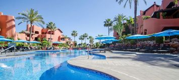 TORRE BERMEJA  apartments on the coast