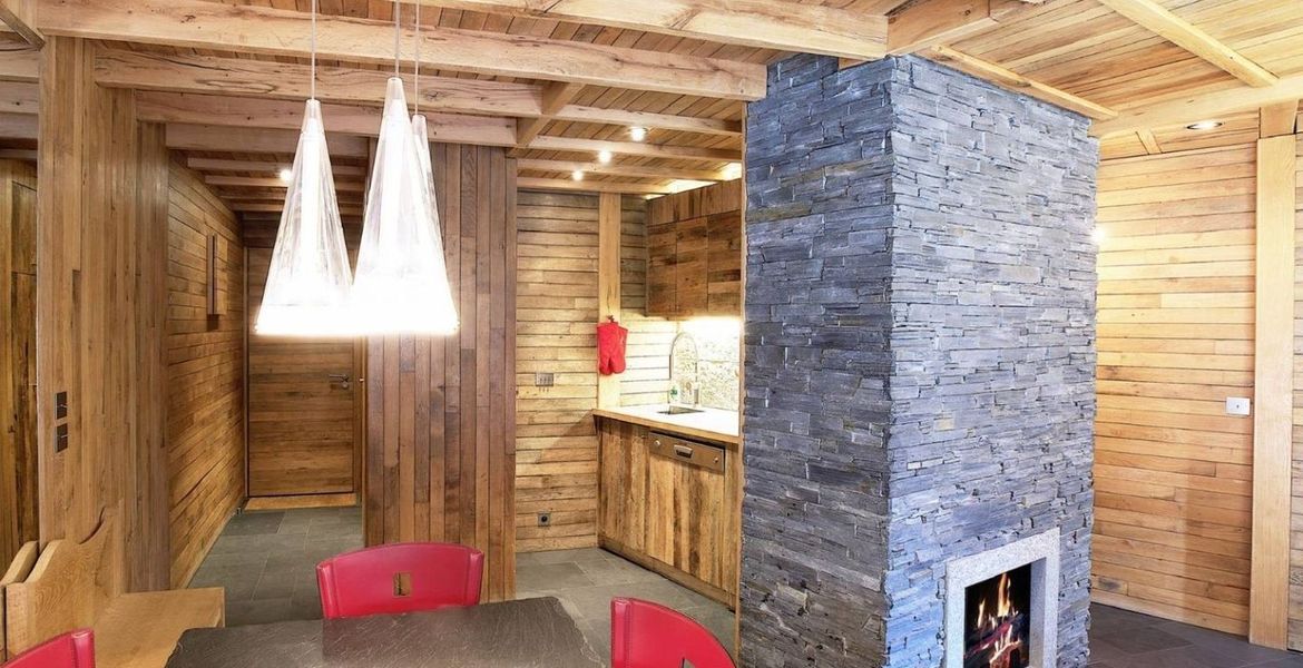 SKI APARTMENT FOR SALE IN COURCHEVEL 1850