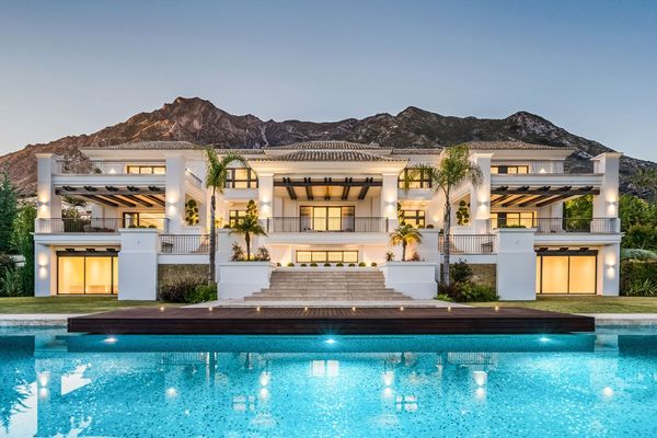 Magnificent Villa in Marbella Golden Mile