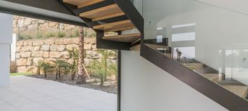 Magnífica villa de lujo de estilo contemporáneo