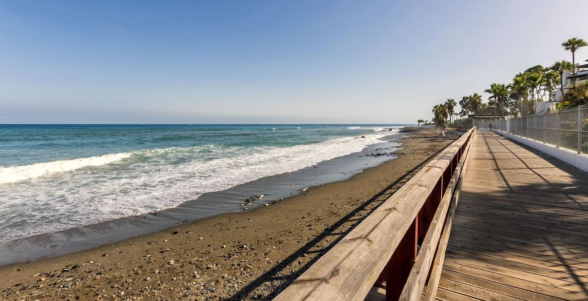 Beach Front Marbella Penthouse