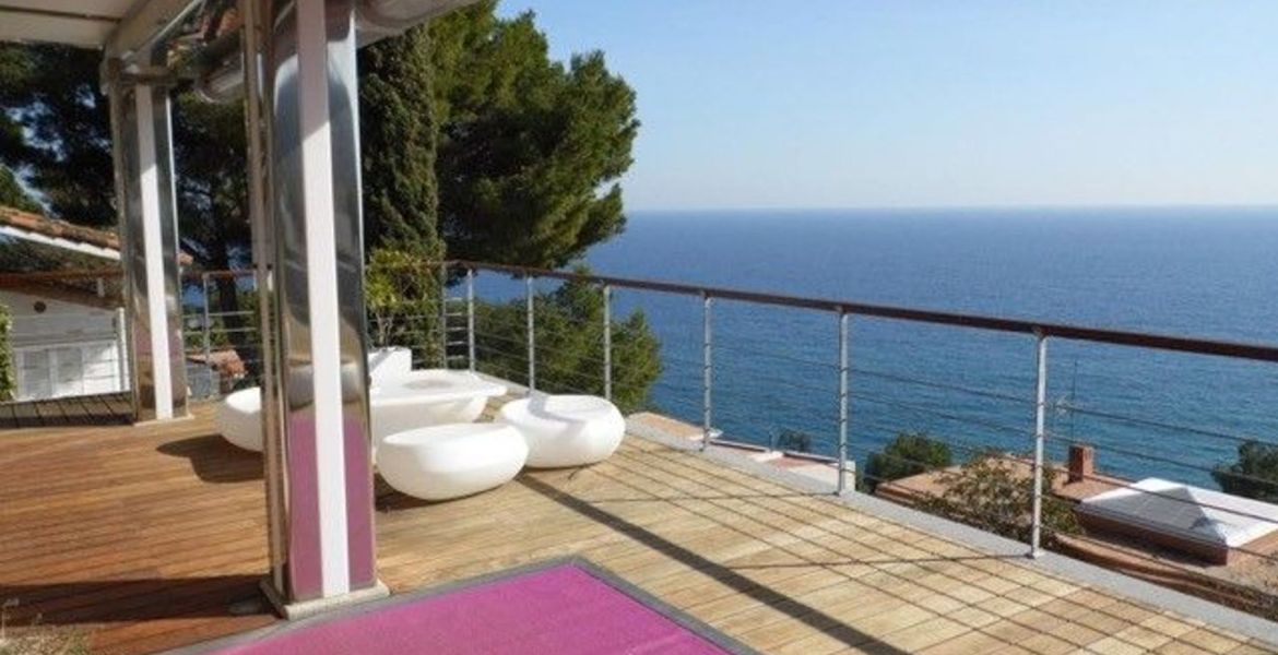 Villa for rent in costa brava