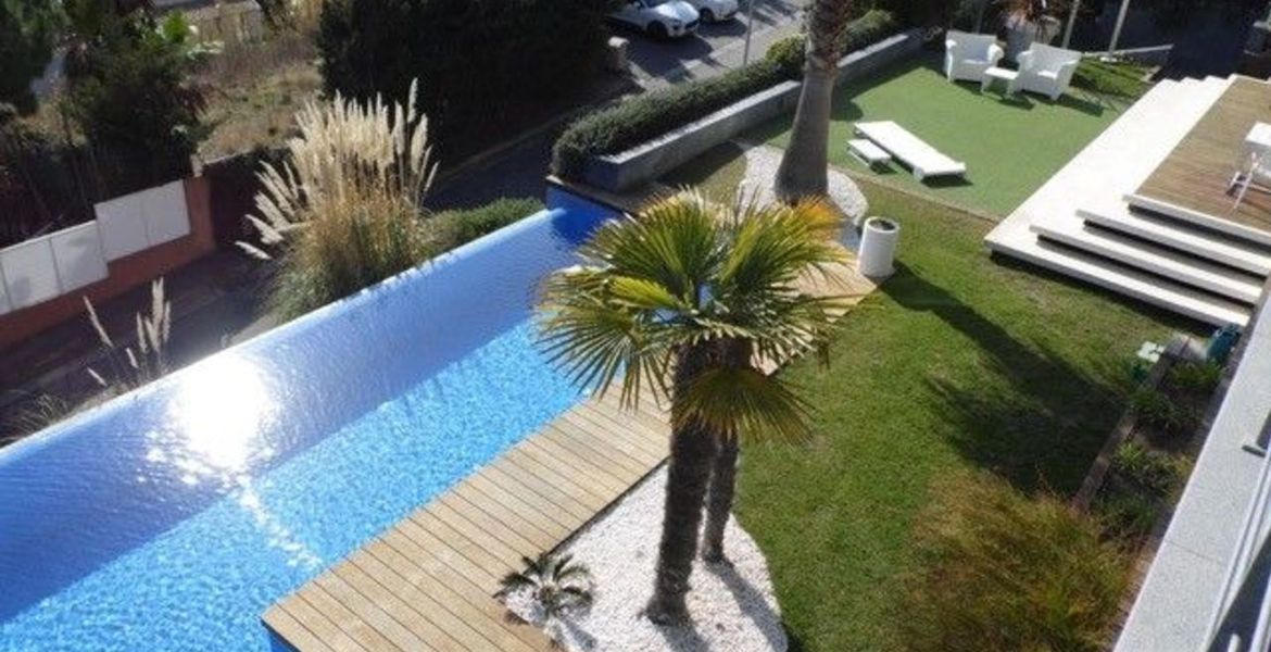 Villa for rent in costa brava