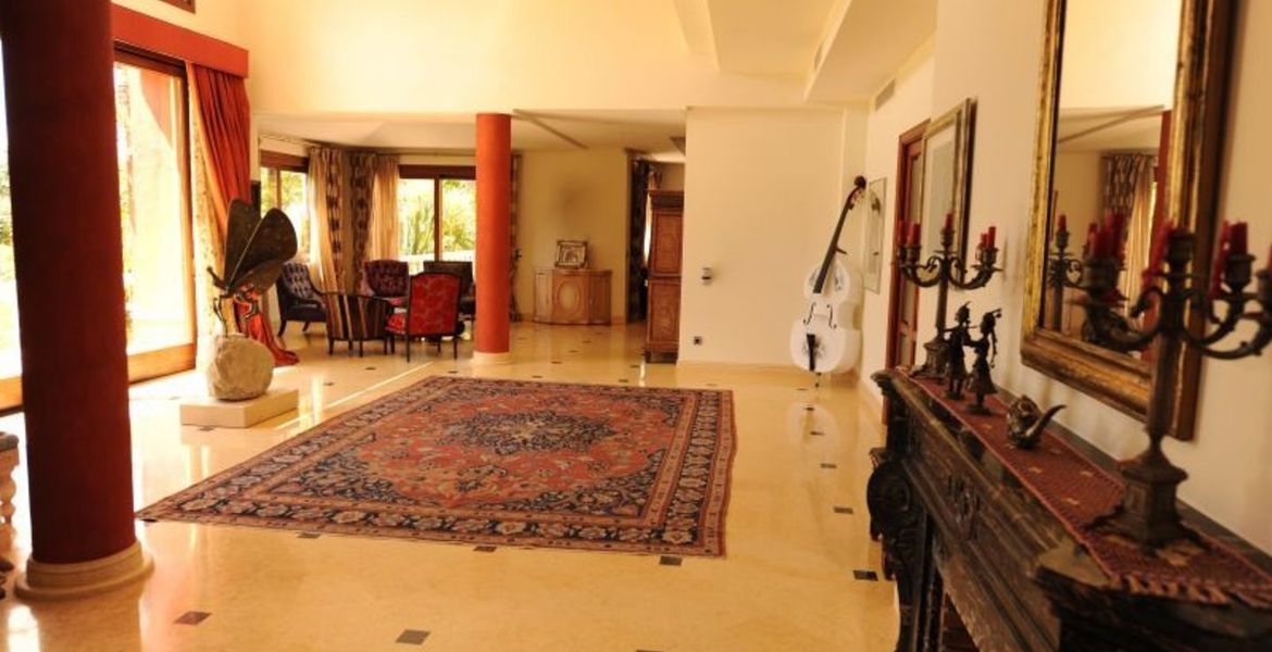 Villa for sale in Altos de Puente Roman