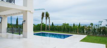 Villa Padierna Golf Villa for sale in Los Flamingos