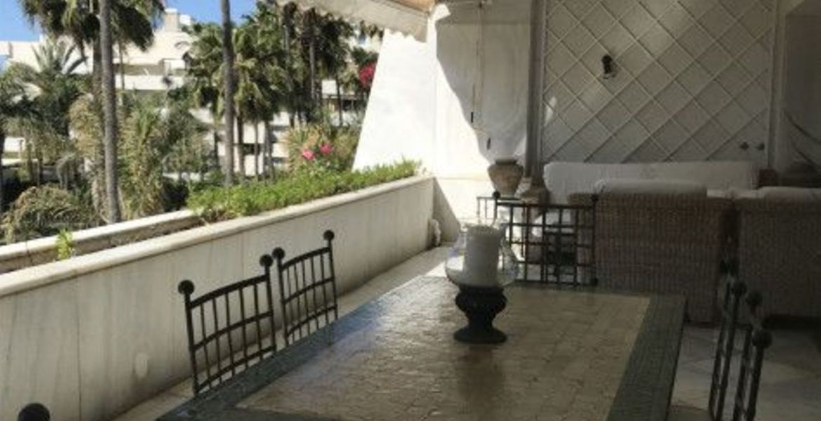 Piso en venta en Puerto Banus