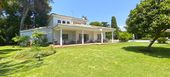 Villa for sale in Estepona