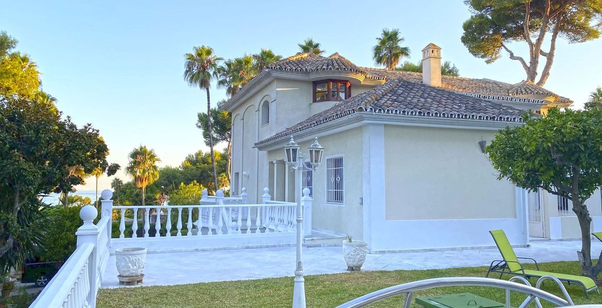 Golden Mile Marbella Villa with panoramic sea views