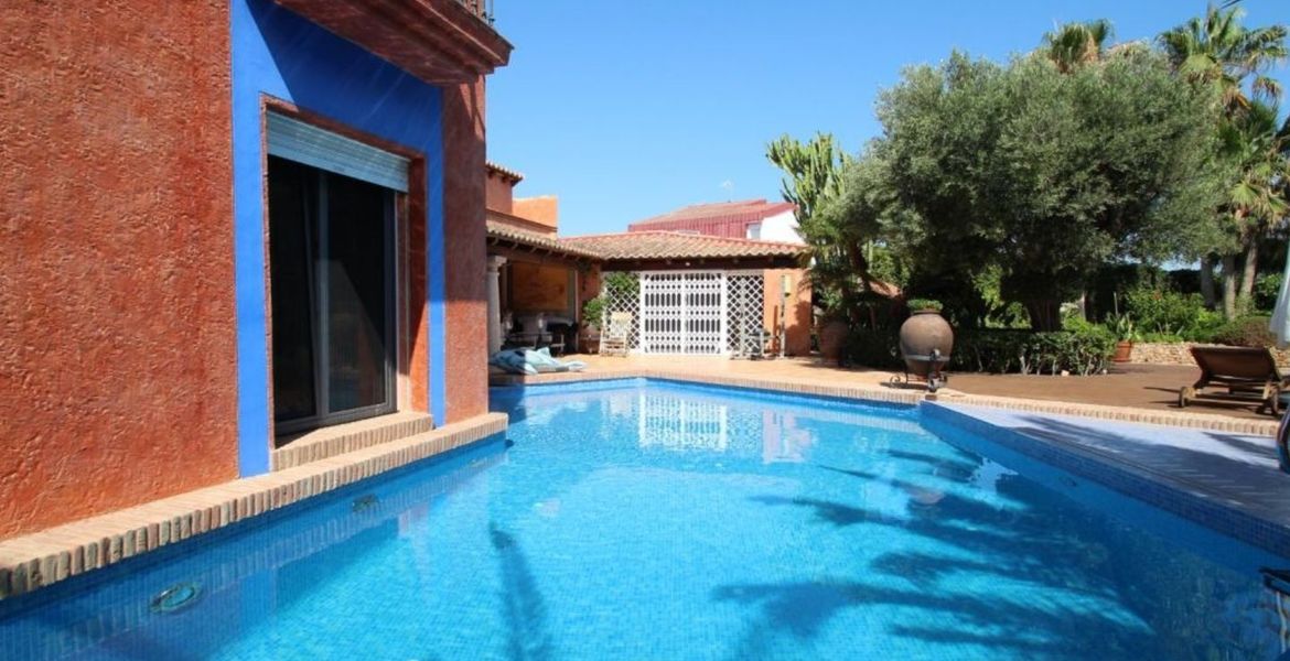 Villa a la venta en Torrevieja