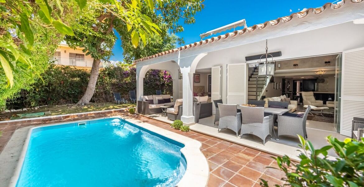  Beachside villa in marbella for sale