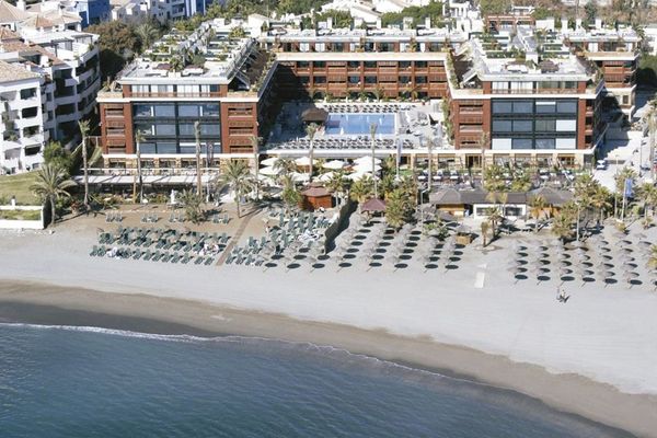 SE VENDE LOCAL COMERCIAL EN MARBELLA GUADALPIN BANUS 