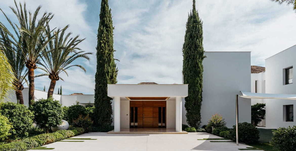 MEGA MANSION MODERNA EN FOOTHILLS DE SIERRA BLANCA, MARBELLA