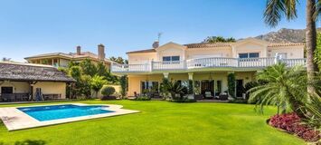 Villa for sale in Sierra Blanca