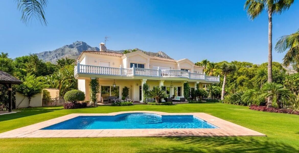 Villa for sale in Sierra Blanca