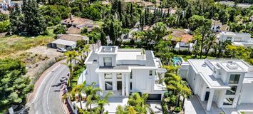 Вилла на продажу в Las Lomas del Marbella Club