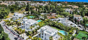 Вилла на продажу в Las Lomas del Marbella Club