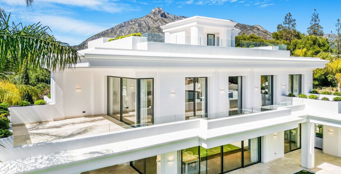 Вилла на продажу в Las Lomas del Marbella Club