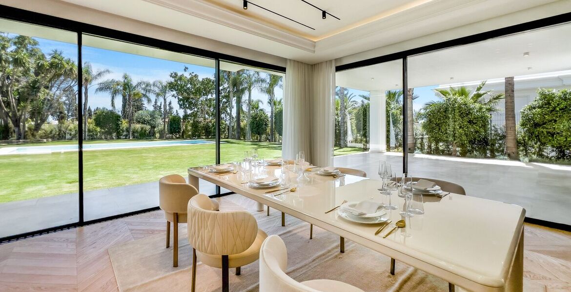 Вилла на продажу в Las Lomas del Marbella Club