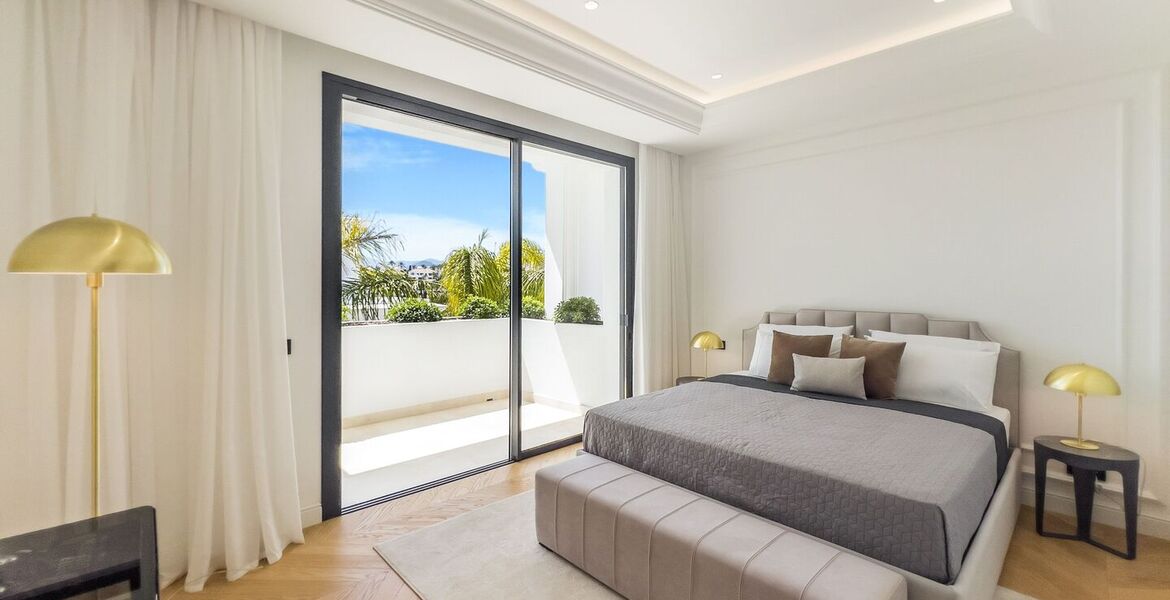 Вилла на продажу в Las Lomas del Marbella Club