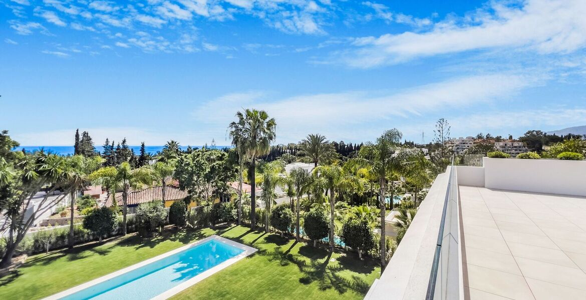 Вилла на продажу в Las Lomas del Marbella Club