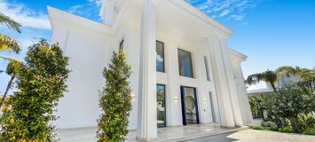 Вилла на продажу в Las Lomas del Marbella Club