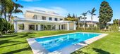 Вилла на продажу в Las Lomas del Marbella Club