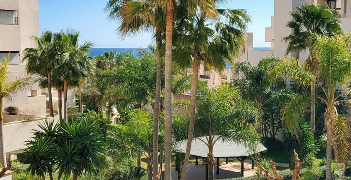 Apartment for sale in Bahia de la Plata Estepona